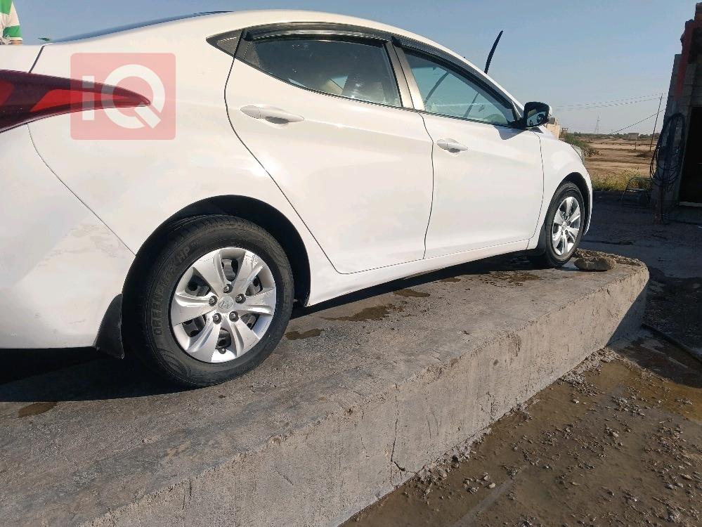 هيونداي النترا